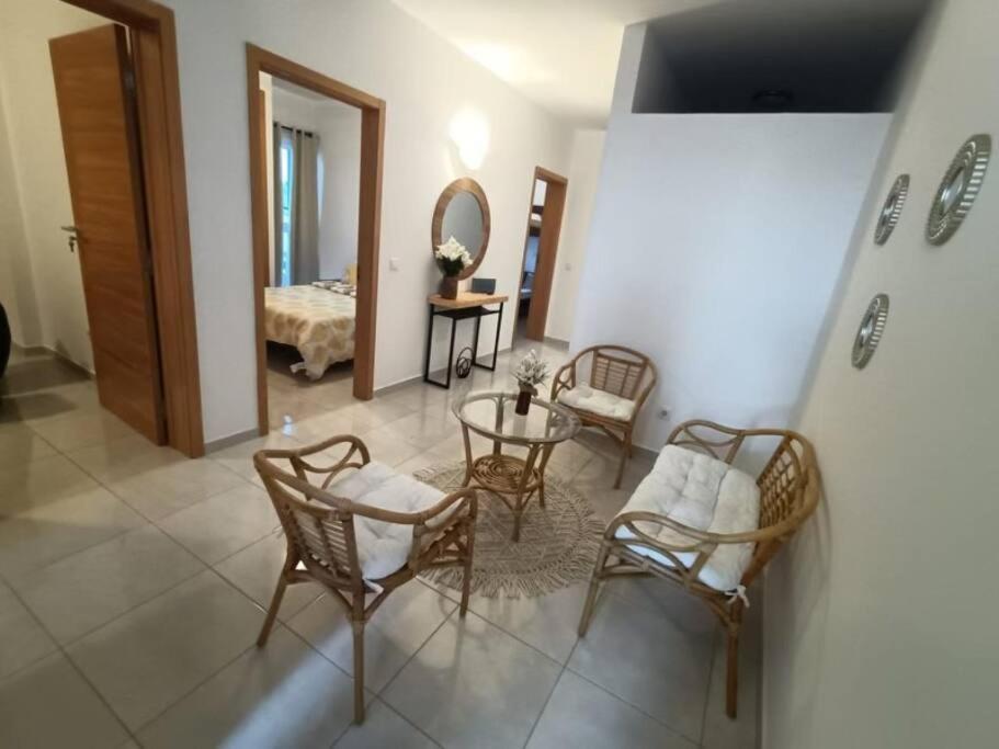 New, Modern, And Cozy 3 Bedroom Apartment. Santa Maria Εξωτερικό φωτογραφία